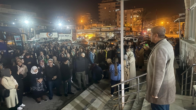 Anamur’da umre kafilesi dualarla uğurlandı