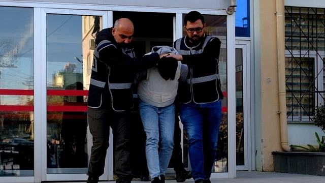 Mersin’de dedesi ve büyükannesini bıçaklayarak öldüren zanlı tutuklandı